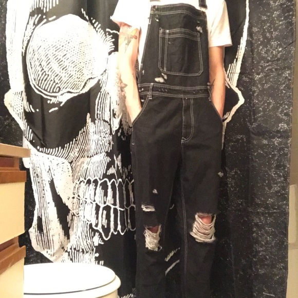 BDG Black overalls! 32 Urban Outfitters - Picture 3 of 5